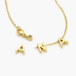 Collar Chapa de Oro Iniciales Personalizadas Modelo 4 - Imagen 2