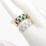 Anillo Chapa de Oro Zirconias Verdes 1034