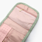 Cartera de Plástico Morada y Verde con Broche CH. - Imagen 3