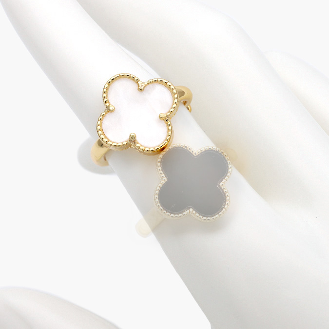 CTB1151 Anillo Flor Trebol Esmalte Blanco Chapa de Oro 1151 - Imagen 1