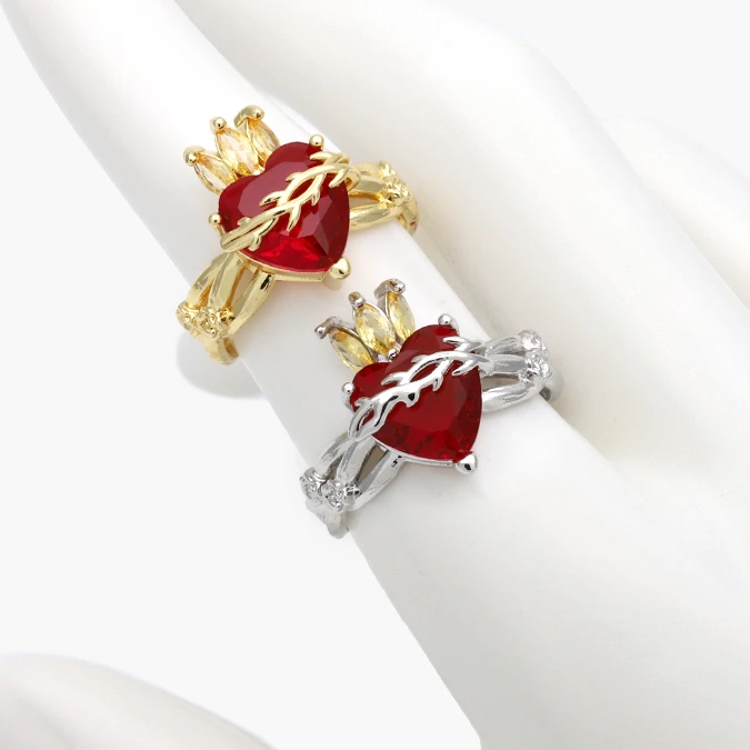CTB1245 Anillo Ajustable Sagrado Corazón Zirconia Piedra Roja Chapa de Oro 1245 - Imagen 1