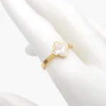 Anillo Flor Trébol Madre Perla Acero Inoxidable 679