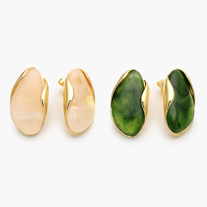 CA10681 Aretes Acrílico Chapa de Oro 681 - Imagen 1